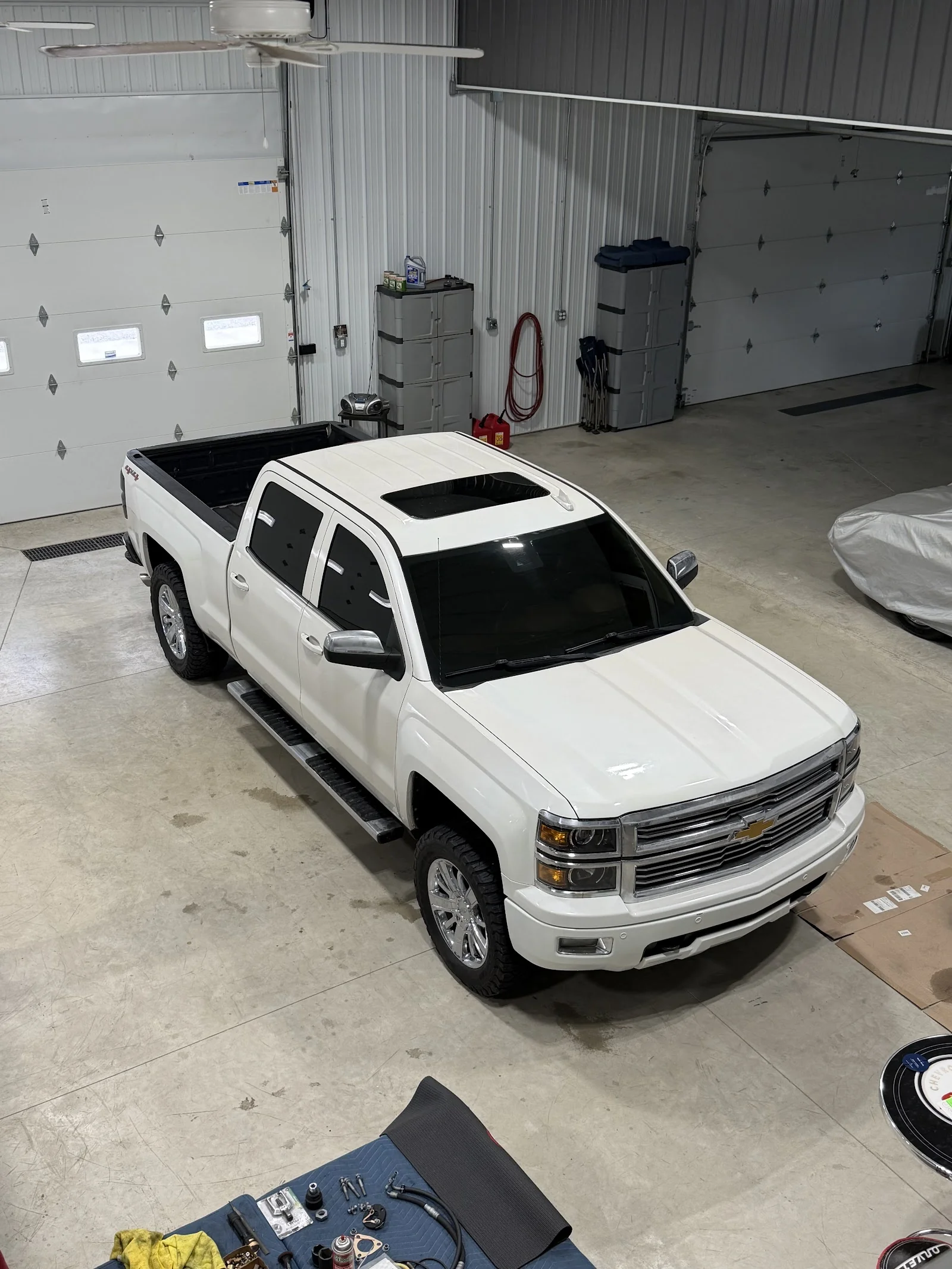 Santos Window Tinting shop exterior